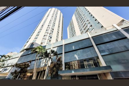 Apartamento à venda com 100m², 2 quartos e 1 vagaFachada