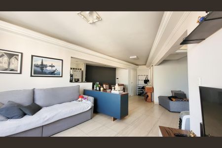 Apartamento à venda com 100m², 2 quartos e 1 vagaSala