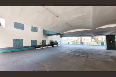 Apartamento à venda com 100m², 2 quartos e 1 vagaÁrea comum