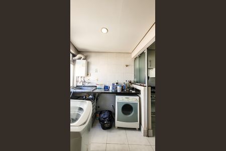 Apartamento à venda com 100m², 2 quartos e 1 vagaÁrea de Serviço