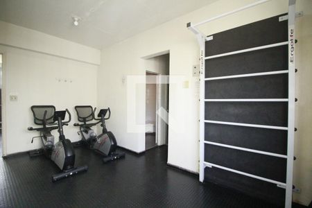 Apartamento para alugar com 33m², 1 quarto e 1 vaga Apartamento para alugar com 33m², 1 quarto e 1 vagaÁrea comum - Academia