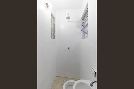 Casa para alugar com 26m², 1 quarto e sem vaga Casa para alugar com 26m², 1 quarto e sem vagaBanheiro