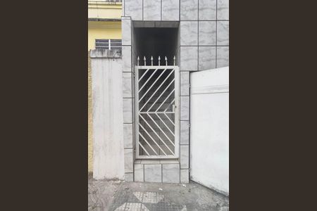 Casa para alugar com 26m², 1 quarto e sem vaga Casa para alugar com 26m², 1 quarto e sem vagaFachada