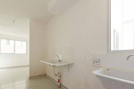Apartamento para alugar com 43m², 2 quartos e 1 vaga Apartamento para alugar com 43m², 2 quartos e 1 vagaCozinha e Área de Serviço