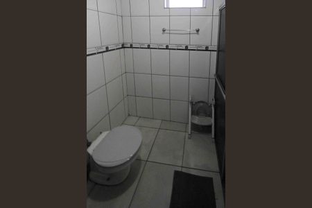 Casa à venda com 321m², 5 quartos e 3 vagasBanheiro casa 03