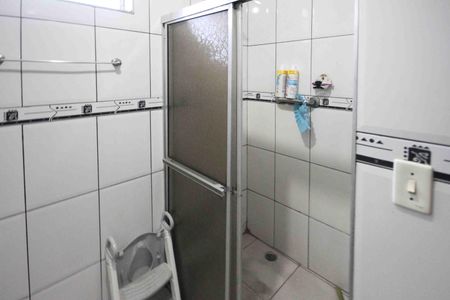 Casa à venda com 321m², 5 quartos e 3 vagasBanheiro casa 03