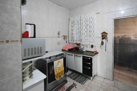 Casa à venda com 321m², 5 quartos e 3 vagasCozinha casa 02