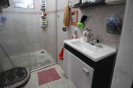 Casa à venda com 321m², 5 quartos e 3 vagasBanheiro Casa 02