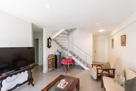 Apartamento à venda com 192m², 3 quartos e 2 vagasSala