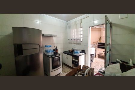Casa à venda com 300m², 5 quartos e 4 vagas Casa à venda com 300m², 5 quartos e 4 vagasEdícula - Cozinha