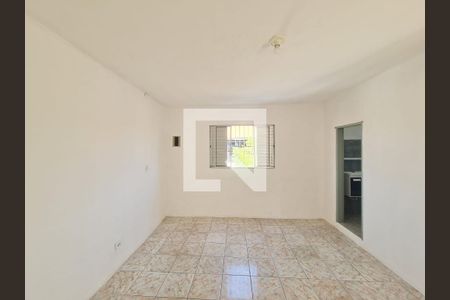 Casa à venda com 180m², 4 quartos e sem vaga Casa à venda com 180m², 4 quartos e sem vagaCasa 1