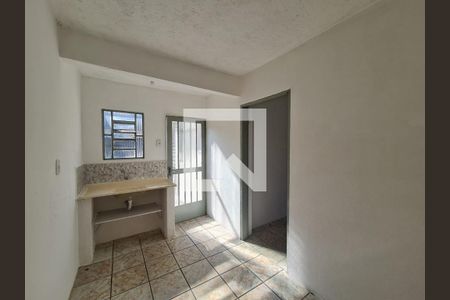 Casa à venda com 180m², 4 quartos e sem vaga Casa à venda com 180m², 4 quartos e sem vagaCasa 1