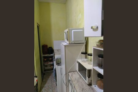 Casa à venda com 180m², 4 quartos e sem vaga