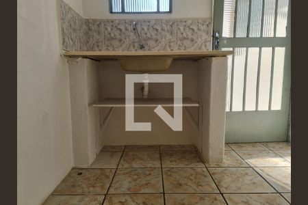 Casa à venda com 180m², 4 quartos e sem vaga Casa à venda com 180m², 4 quartos e sem vagaCasa 1