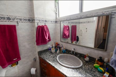 Apartamento à venda com 130m², 3 quartos e 2 vagas Apartamento à venda com 130m², 3 quartos e 2 vagasBanheiro da Suíte 3