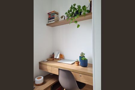 Quarto 1 de apartamento à venda com 2 quartos, 43m² em Jardim Monte Alegre, Taboão da Serra