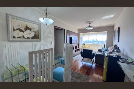 Apartamento à venda com 80m², 2 quartos e 1 vagaSala