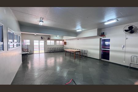 Apartamento à venda com 80m², 2 quartos e 1 vagaÁrea comum - Salão de festas