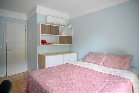 Casa à venda com 197m², 3 quartos e 4 vagas Casa à venda com 197m², 3 quartos e 4 vagasQuarto 1 - Suite