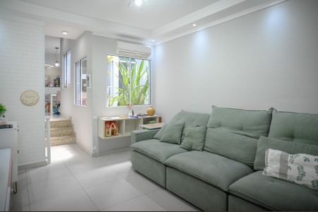 Sala de casa à venda com 3 quartos, 197m² em Vila Moinho Velho, São Paulo