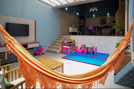 Casa à venda com 197m², 3 quartos e 4 vagas Casa à venda com 197m², 3 quartos e 4 vagasEspaço Gourmet