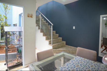 Casa à venda com 197m², 3 quartos e 4 vagas Casa à venda com 197m², 3 quartos e 4 vagasSala de Jantar