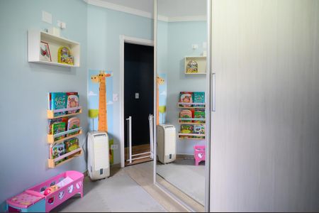 Casa à venda com 197m², 3 quartos e 4 vagas Casa à venda com 197m², 3 quartos e 4 vagasQuarto 2