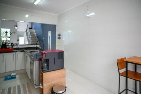 Casa à venda com 197m², 3 quartos e 4 vagas Casa à venda com 197m², 3 quartos e 4 vagasCozinha