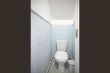 Casa à venda com 197m², 3 quartos e 4 vagas Casa à venda com 197m², 3 quartos e 4 vagasLavabo