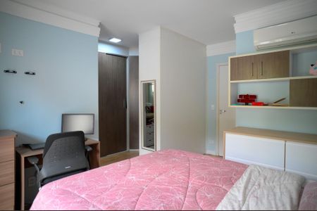 Casa à venda com 197m², 3 quartos e 4 vagas Casa à venda com 197m², 3 quartos e 4 vagasQuarto 1 - Suite