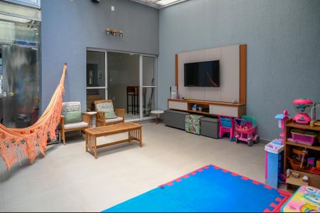 Casa à venda com 197m², 3 quartos e 4 vagas Casa à venda com 197m², 3 quartos e 4 vagasEspaço Gourmet