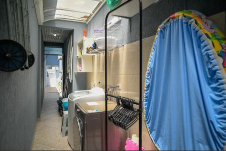 Casa à venda com 197m², 3 quartos e 4 vagas Casa à venda com 197m², 3 quartos e 4 vagasÁrea de Serviço