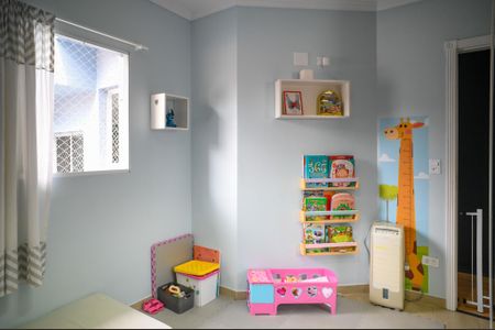 Casa à venda com 197m², 3 quartos e 4 vagas Casa à venda com 197m², 3 quartos e 4 vagasQuarto 2