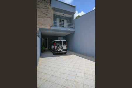 Casa à venda com 197m², 3 quartos e 4 vagas Casa à venda com 197m², 3 quartos e 4 vagasGaragem