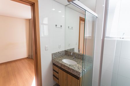 Apartamento à venda com 32m², 1 quarto e 1 vaga Apartamento à venda com 32m², 1 quarto e 1 vagaBanheiro da Suíte