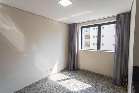Sala de apartamento à venda com 1 quarto, 32m² em Funcionários, Belo Horizonte