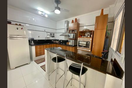 Casa à venda com 148m², 2 quartos e 2 vagasCozinha