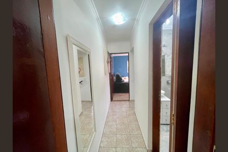 Casa à venda com 148m², 2 quartos e 2 vagasCorredor