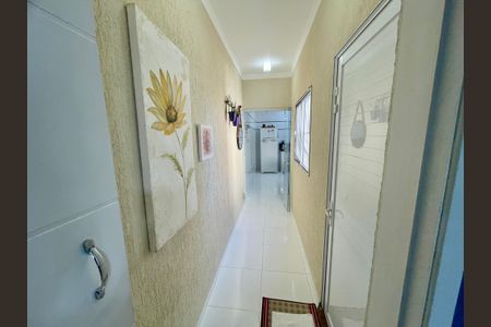 Casa à venda com 148m², 2 quartos e 2 vagasCorredor