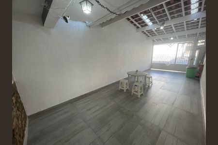 Casa à venda com 148m², 2 quartos e 2 vagasGaragem