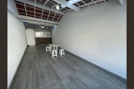 Casa à venda com 148m², 2 quartos e 2 vagasGaragem