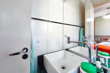 Apartamento à venda com 56m², 3 quartos e 1 vagaBanheiro da Suíte