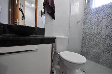 Casa de condomínio à venda com 75m², 2 quartos e 2 vagasBanheiro Social