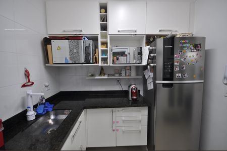 Casa de condomínio à venda com 75m², 2 quartos e 2 vagasCozinha