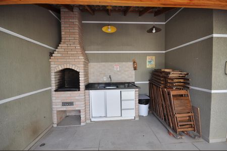 Casa de condomínio à venda com 75m², 2 quartos e 2 vagasÁrea comum - Churrasqueira