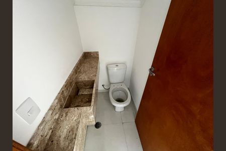 Casa à venda com 100m², 3 quartos e 2 vagasLavabo