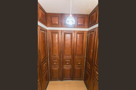 Apartamento à venda com 275m², 4 quartos e 3 vagasCloset da Suíte