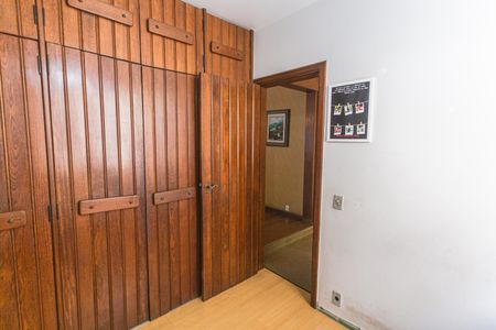 Apartamento à venda com 275m², 4 quartos e 3 vagasQuarto 3