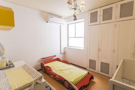 Apartamento à venda com 275m², 4 quartos e 3 vagasQuarto 1