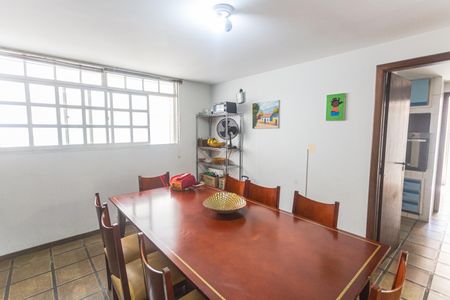 Apartamento à venda com 275m², 4 quartos e 3 vagasCopa no 2° Pavimento